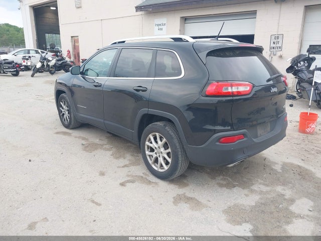 1C4PJLCX0JD583766 Jeep Cherokee Latitude Fwd