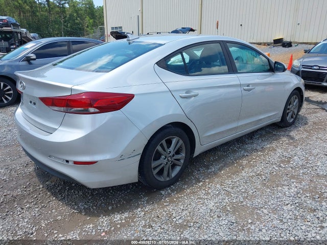 5NPD84LF6HH071672 Hyundai ELANTRA SE