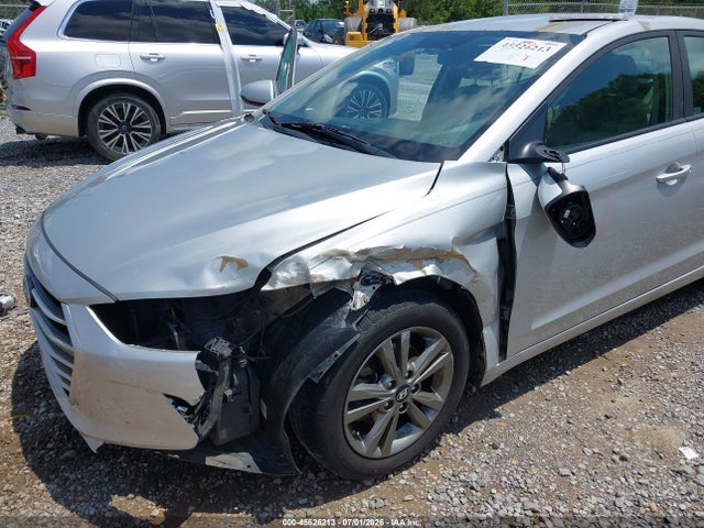5NPD84LF6HH071672 Hyundai ELANTRA SE