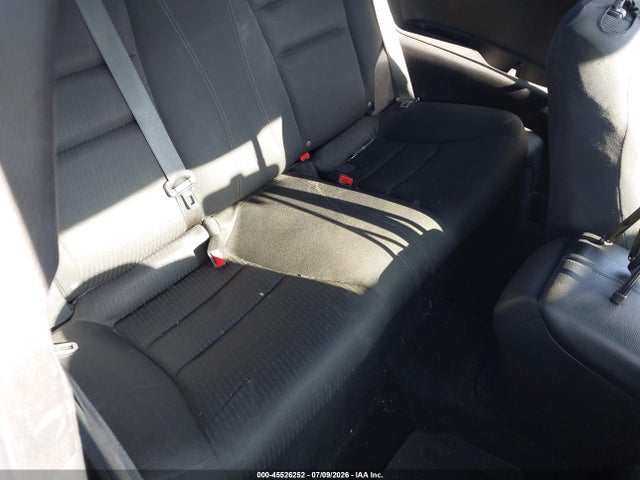 45526252 :رقم المزاد ، 1HGCT1B76GA006623 vin ، 2016 Honda Accord Ex مزاد بيع