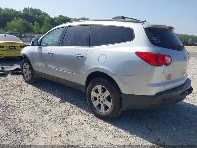 45526266 :رقم المزاد ، 1GNLRFED0AJ252237 vin ، 2010 Chevrolet Traverse Lt مزاد بيع