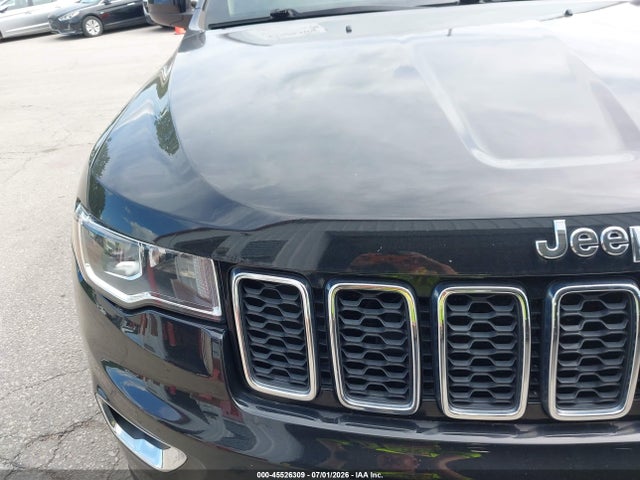 1C4RJFAG3JC161879 Jeep Grand Cherokee Laredo E 4x4