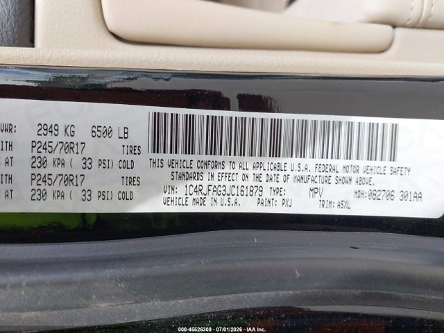 1C4RJFAG3JC161879 Jeep Grand Cherokee Laredo E 4x4