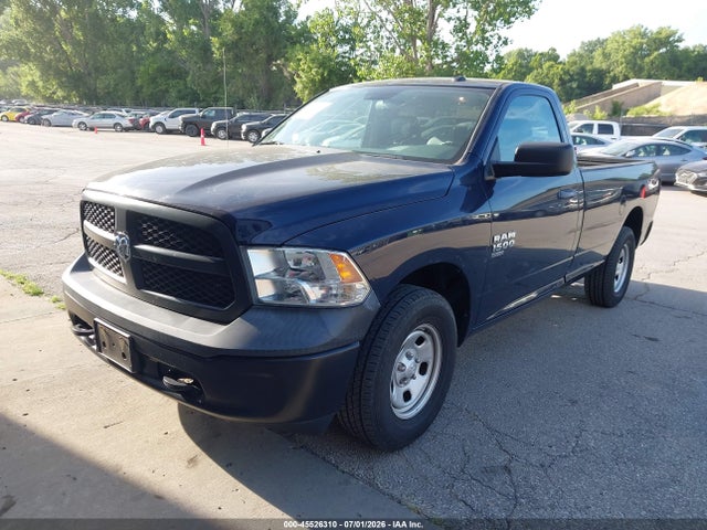 3C6JR7DG7KG503332 RAM 1500 Classic Tradesman 4x4 8&#039; Box