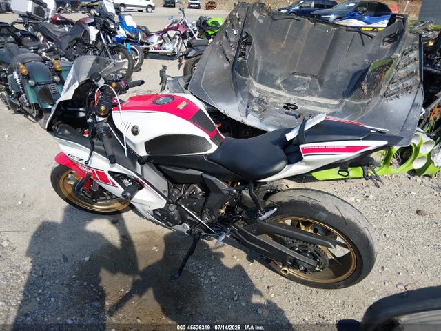 Yamaha Yzfr7 2022 JYARM38E5NA002787 Image 3