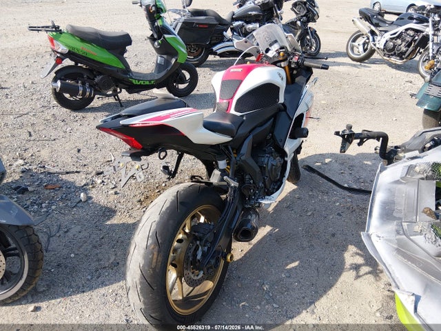 Yamaha Yzfr7 2022 JYARM38E5NA002787 Image 4