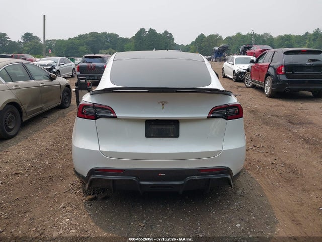 2021 Tesla Model Y Long Range Dual Motor All-wheel Drive მანქანა იყიდება აუქციონზე, vin: 5YJYGDEE4MF179600, აუქციონის ნომერი: 45526355