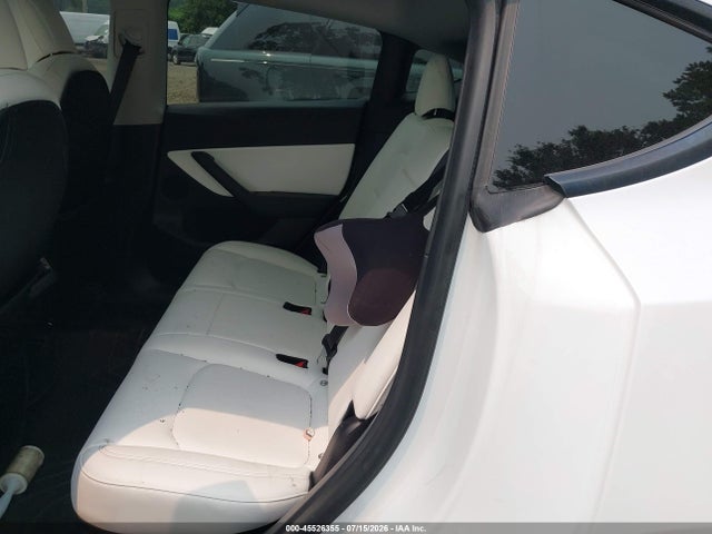 2021 Tesla Model Y Long Range Dual Motor All-wheel Drive მანქანა იყიდება აუქციონზე, vin: 5YJYGDEE4MF179600, აუქციონის ნომერი: 45526355