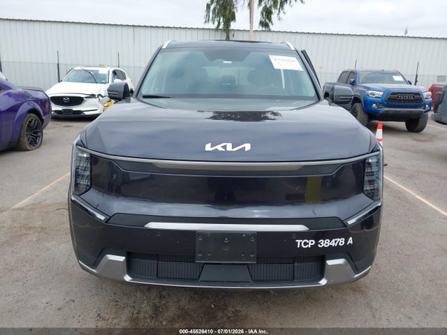 KIA Ev9 Wind 2025 5XYAFFS5XSG002740 Image 12