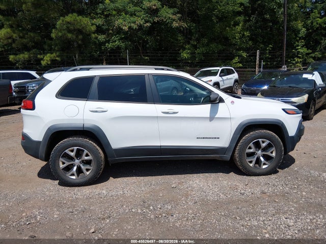 2017 Jeep Cherokee Trailhawk მანქანა იყიდება აუქციონზე, vin: 1C4PJMBBXHD239903, აუქციონის ნომერი: 45526497