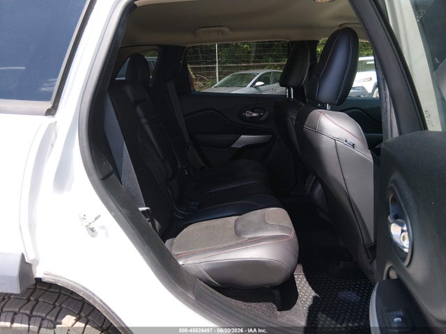 2017 Jeep Cherokee Trailhawk მანქანა იყიდება აუქციონზე, vin: 1C4PJMBBXHD239903, აუქციონის ნომერი: 45526497