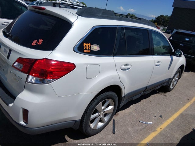45526622 :رقم المزاد ، 4S4BRBKC3D3285083 vin ، 2013 Subaru Outback 2.5i Limited مزاد بيع