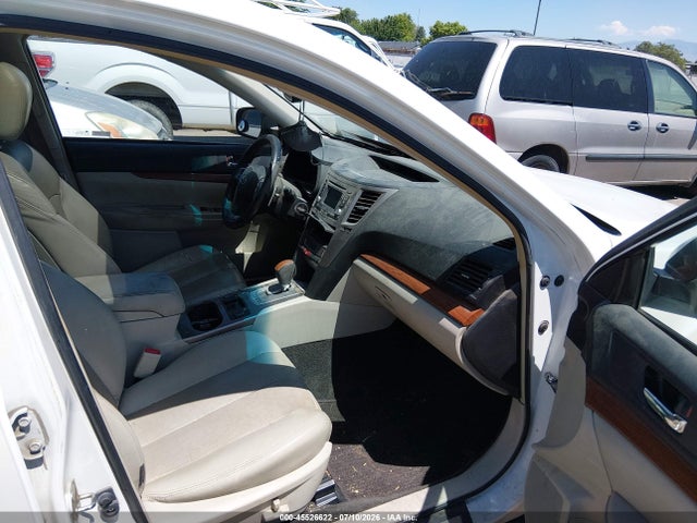 45526622 :رقم المزاد ، 4S4BRBKC3D3285083 vin ، 2013 Subaru Outback 2.5i Limited مزاد بيع