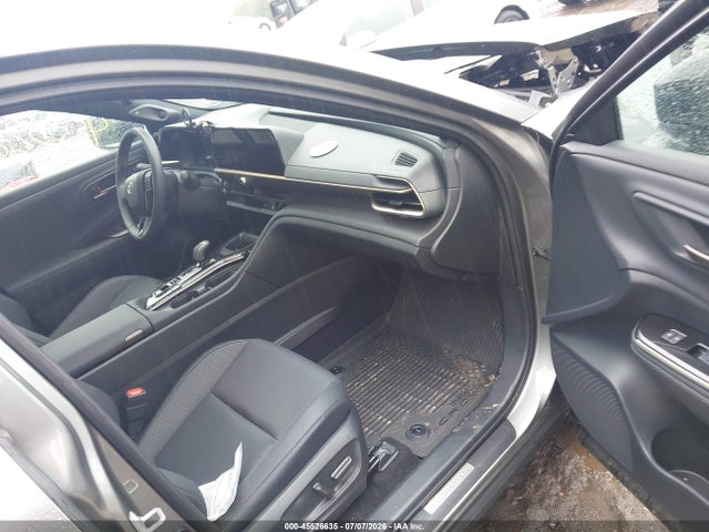 2026 Toyota Crown Limited მანქანა იყიდება აუქციონზე, vin: JTDAAAAFXT3039112, აუქციონის ნომერი: 45526635