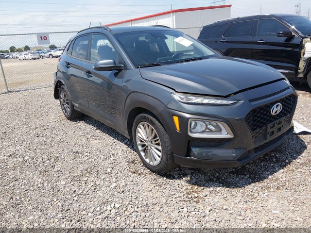 45526665 :رقم المزاد ، KM8K2CAA5MU735577 vin ، 2021 Hyundai Kona Sel مزاد بيع