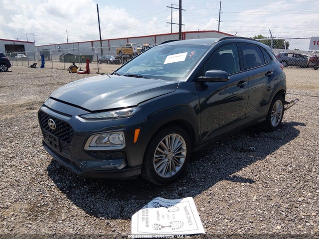 45526665 :رقم المزاد ، KM8K2CAA5MU735577 vin ، 2021 Hyundai Kona Sel مزاد بيع