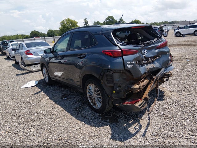 45526665 :رقم المزاد ، KM8K2CAA5MU735577 vin ، 2021 Hyundai Kona Sel مزاد بيع