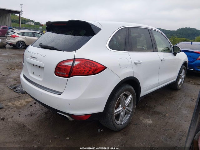 45526683 :رقم المزاد ، WP1AB2A29DLA84042 vin ، 2013 Porsche Cayenne S مزاد بيع
