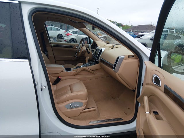 45526683 :رقم المزاد ، WP1AB2A29DLA84042 vin ، 2013 Porsche Cayenne S مزاد بيع