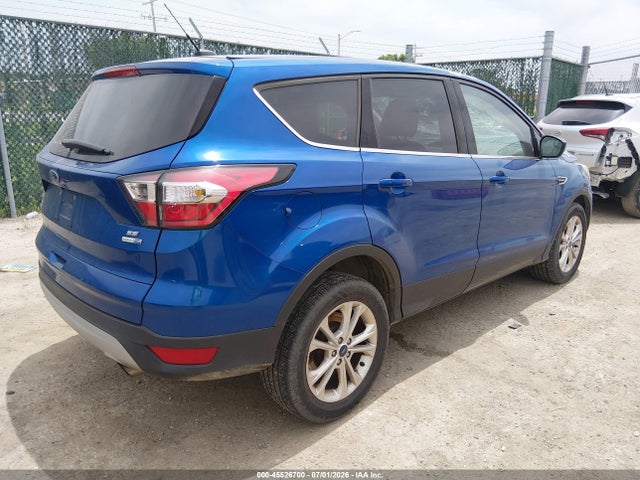 Ford ESCAPE SE 2017 1FMCU9GD7HUB27939 Image 4