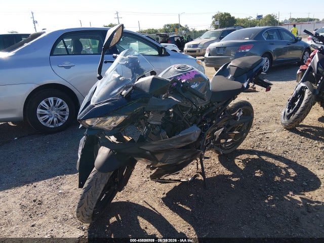 Kawasaki EX400 2018 JKAEXKG12JDA07339 Image 2