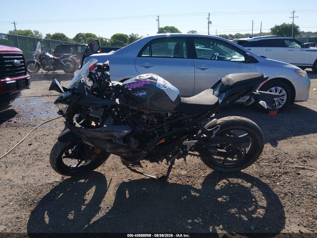 Kawasaki EX400 2018 JKAEXKG12JDA07339 Image 12