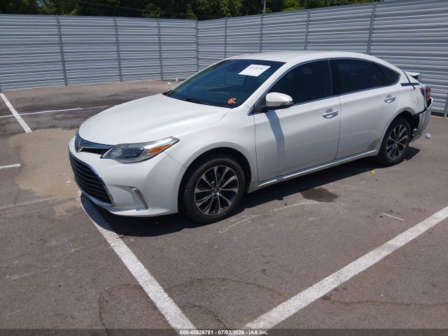 45526781 :رقم المزاد ، 4T1BK1EB4JU287741 vin ، 2018 Toyota Avalon Xle مزاد بيع