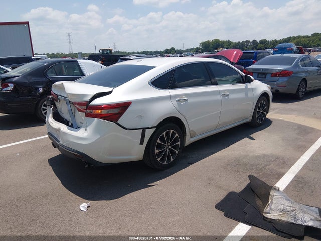 45526781 :رقم المزاد ، 4T1BK1EB4JU287741 vin ، 2018 Toyota Avalon Xle مزاد بيع
