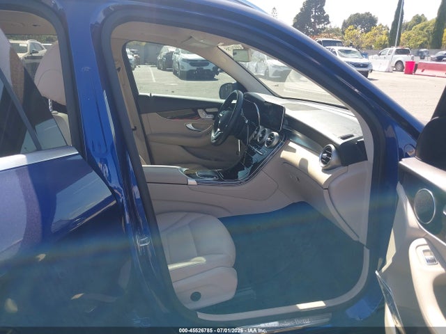 W1N0G8DB3LF772816 Mercedes-Benz GLC 300