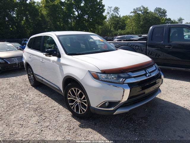 Продаж на аукціоні авто 2016 Mitsubishi Outlander Se, vin: JA4AZ3A34GZ001558, номер лоту: 45526808