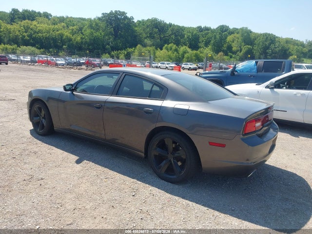 45526812 :رقم المزاد ، 2C3CDXBG4DH636544 vin ، 2013 Dodge Charger Se مزاد بيع