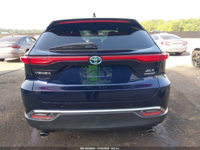 45526844 :رقم المزاد ، JTEAAAAH3NJ093783 vin ، 2022 Toyota Venza Xle مزاد بيع