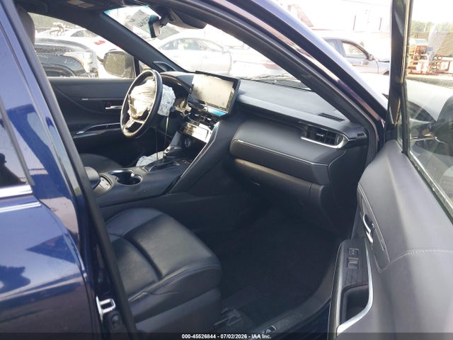 45526844 :رقم المزاد ، JTEAAAAH3NJ093783 vin ، 2022 Toyota Venza Xle مزاد بيع
