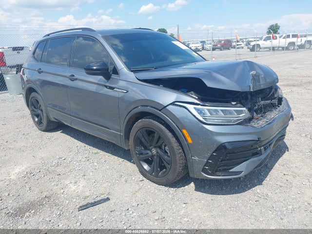 Продажа на аукционе авто 2024 Volkswagen Tiguan 2.0t Se R-line Black, vin: 3VVCB7AX3RM206033, номер лота: 45526862