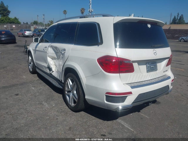 45526878 :رقم المزاد ، 4JGDF7DE2FA498067 vin ، 2015 Mercedes-benz Gl 550 4matic مزاد بيع