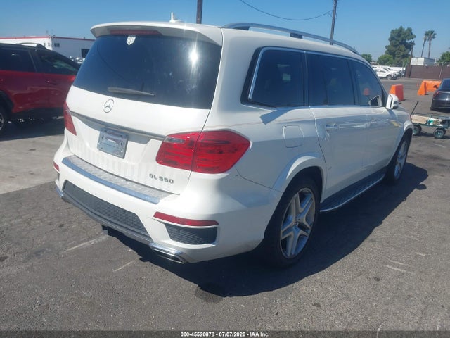 45526878 :رقم المزاد ، 4JGDF7DE2FA498067 vin ، 2015 Mercedes-benz Gl 550 4matic مزاد بيع
