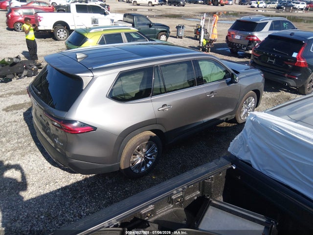 Toyota Grand Highlander Platinum 2025 5TDAAAB55SS095428 Image 4