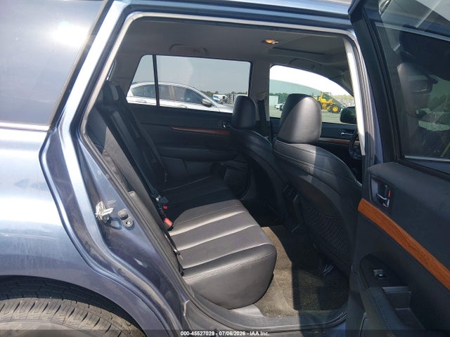 Продаж на аукціоні авто 2013 Subaru Outback 3.6r Limited, vin: 4S4BRDKC3D2244602, номер лоту: 45527029