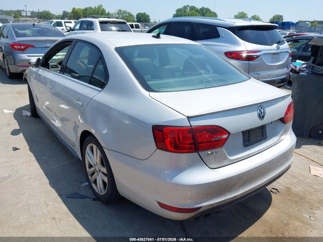 45527041 :رقم المزاد ، 3VW567AJ7CM451297 vin ، 2012 Volkswagen Jetta Gli مزاد بيع