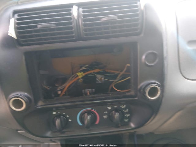 45527045 :رقم المزاد ، 1FTYR10D98PA24060 vin ، 2008 Ford Ranger Xl مزاد بيع