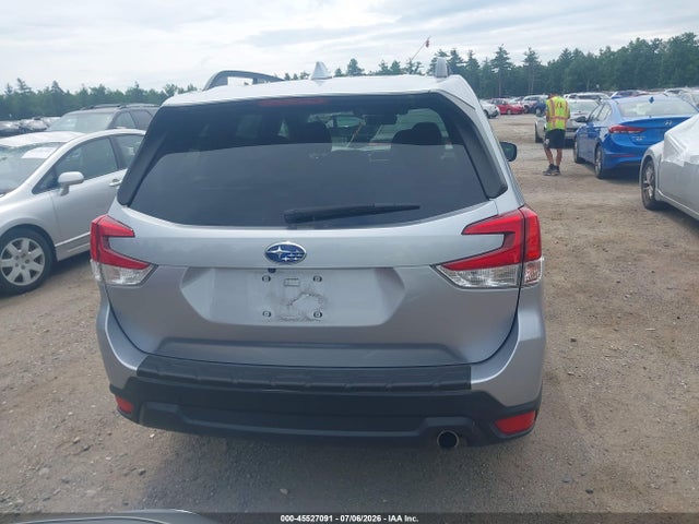 Subaru Forester Limited 2019 JF2SKASC9KH419132 Image 16