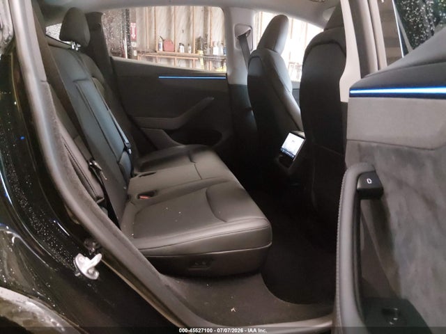 45527100 :رقم المزاد ، 7SAYGDED7TA438442 vin ، 2026 Tesla Model Y مزاد بيع