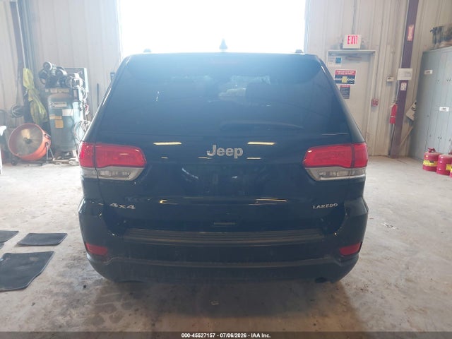 45527157 :رقم المزاد ، 1C4RJFAG0JC303539 vin ، 2018 Jeep Grand Cherokee Laredo E 4x4 مزاد بيع