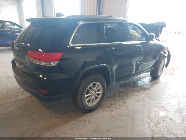 45527157 :رقم المزاد ، 1C4RJFAG0JC303539 vin ، 2018 Jeep Grand Cherokee Laredo E 4x4 مزاد بيع