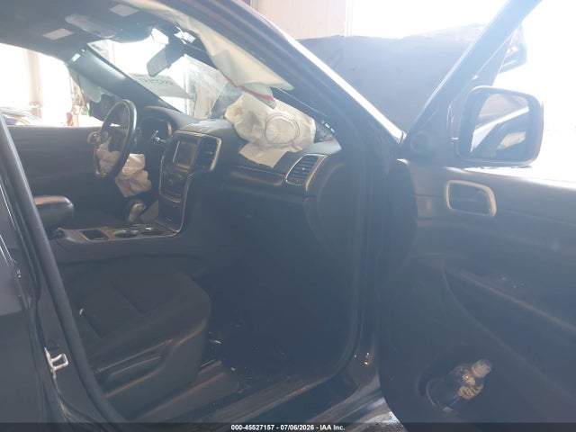 45527157 :رقم المزاد ، 1C4RJFAG0JC303539 vin ، 2018 Jeep Grand Cherokee Laredo E 4x4 مزاد بيع