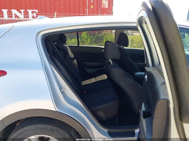 KIA Sportage Lx 2018 KNDPMCAC7J7315920 Image 8