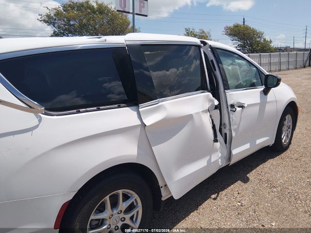 Продаж на аукціоні авто 2026 Chrysler Voyager Lx, vin: 2C4RC1CG7TR161307, номер лоту: 45527170