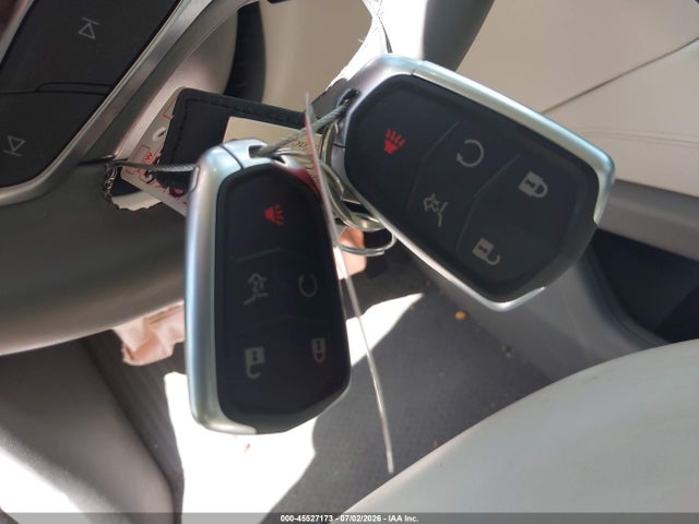 45527173 :رقم المزاد ، 1GYKNCRS9SZ144607 vin ، 2025 Cadillac Xt5 Fwd Premium Luxury مزاد بيع