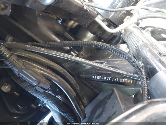 Harley-Davidson FLTRK 2020 1HD1KZF1XLB624527 Image 10