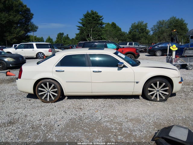 Продажа на аукционе авто 2006 Chrysler 300c, vin: 2C3LA63H76H408468, номер лота: 45527239
